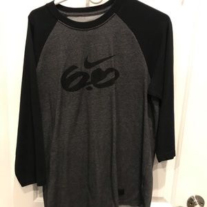 Nike 6.0 Mens Raglan Shirt